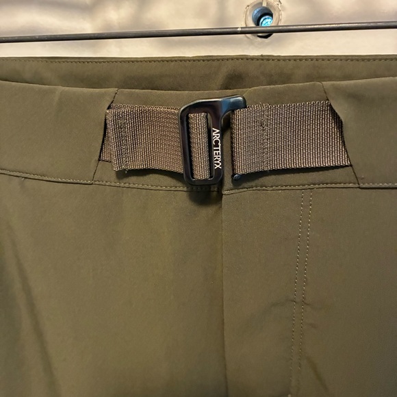 Arc'teryx green shorts - Picture 3 of 6
